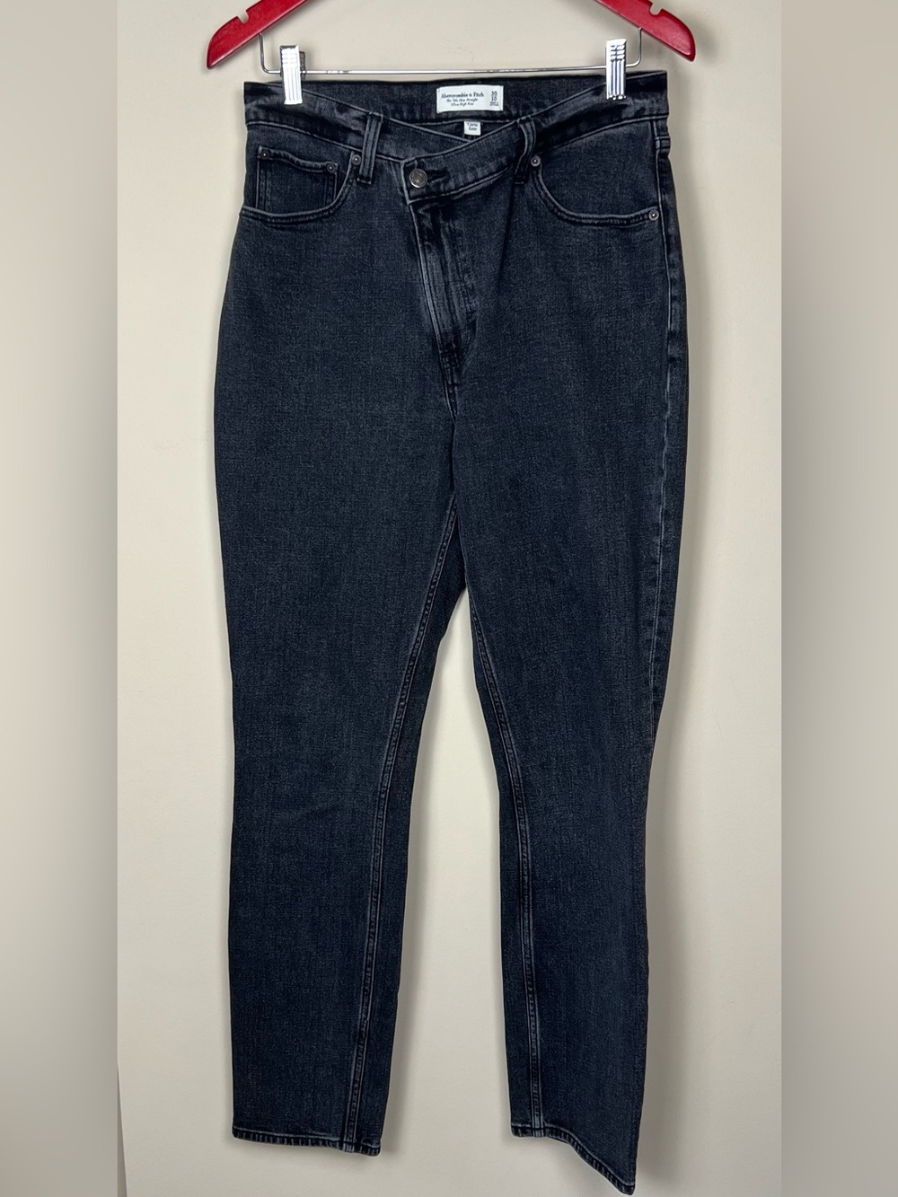 Abercrombie & Fitch The 90s Slim Straight Ultra High Rise Size 10/30